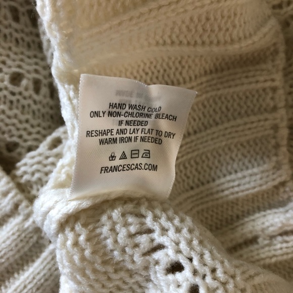 ❄️Francesca’s Sweater❄️ - Picture 5 of 6